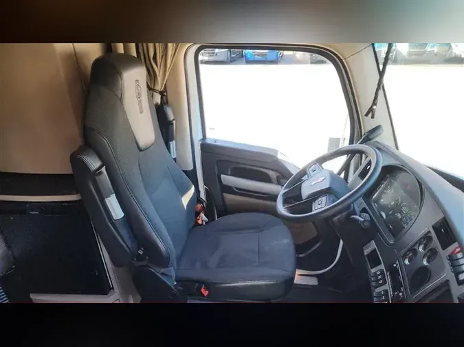 2022 KENWORTH T680