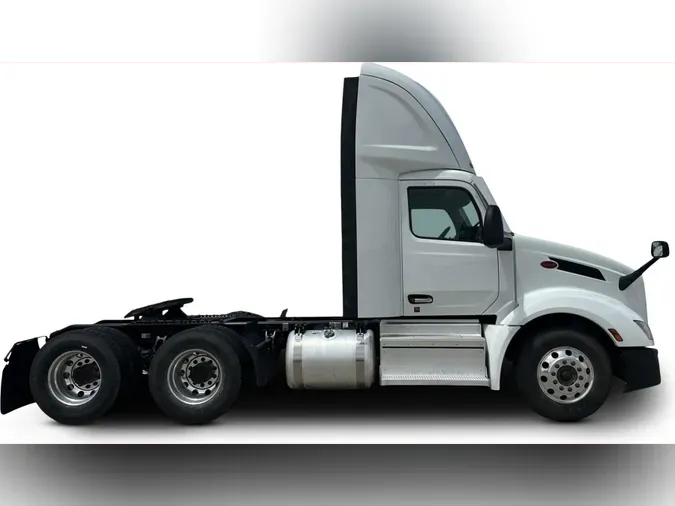 2023 Peterbilt 579d8bec559848cb028a5889ea3603071dd