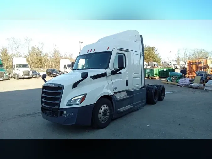 2022 Freightliner Cascadia 126