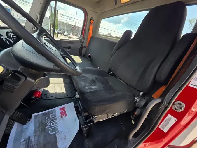 2019 FREIGHTLINER/MERCEDES M2 106