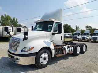 2019 NAVISTAR INTERNATIONAL LT625 DAYCAB T/A