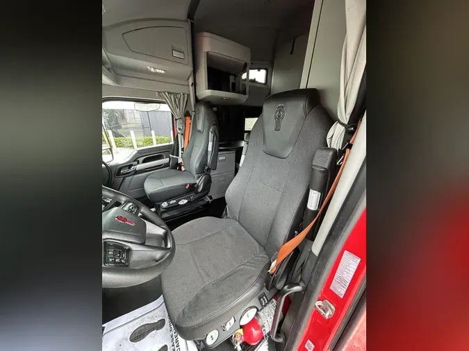 2022 Kenworth T680