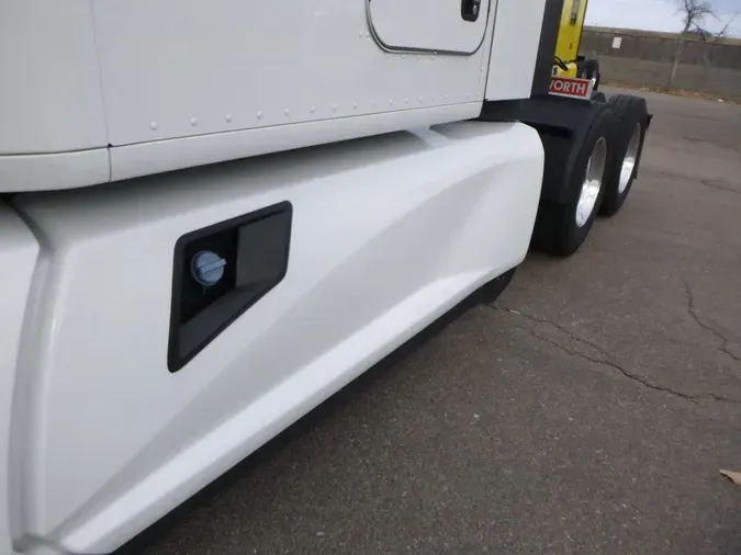 2021 Kenworth T680d8ca34c43f7e3541325bf8d4dbd09358