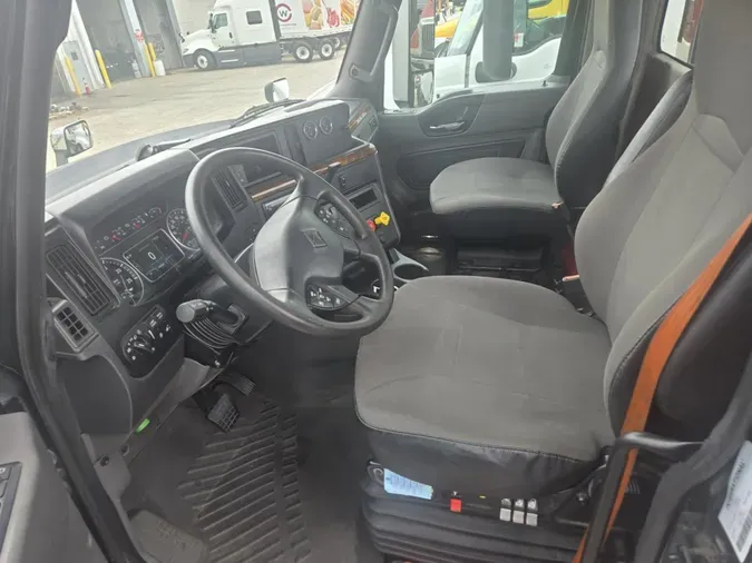 2020 International LT625