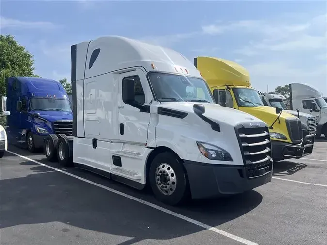 2022 FREIGHTLINER CA126d8cd8ebcbfb9e2beca0646b1ede5c6a2