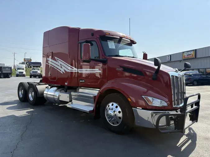 2022 Peterbilt 579