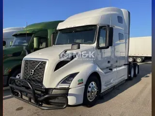 2024 VOLVO VNL64T760