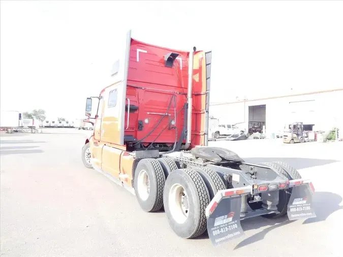 2020 VOLVO VNL64T860