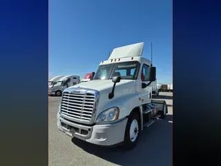 2018 FREIGHTLINER/MERCEDES CASCADIA 125