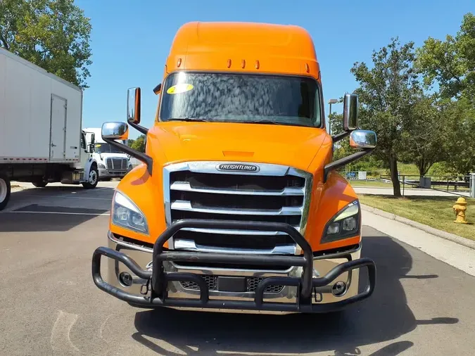2019 FREIGHTLINER NEW CASCADIA PX12664