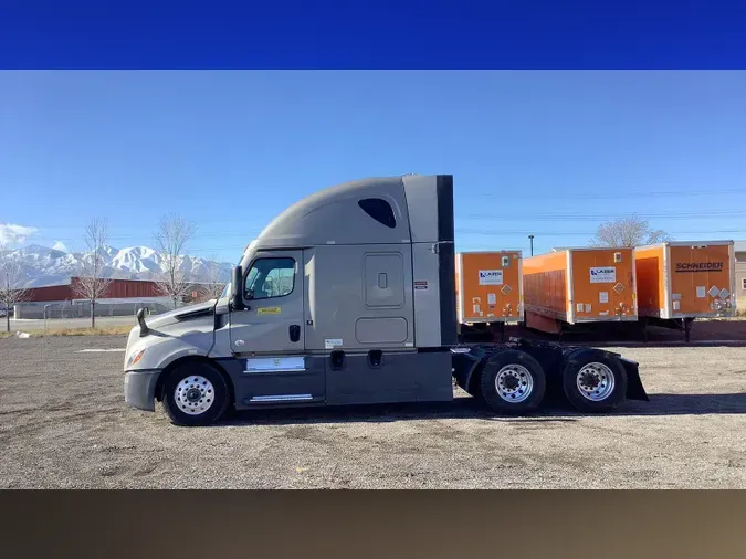 2023 Freightliner Cascadia