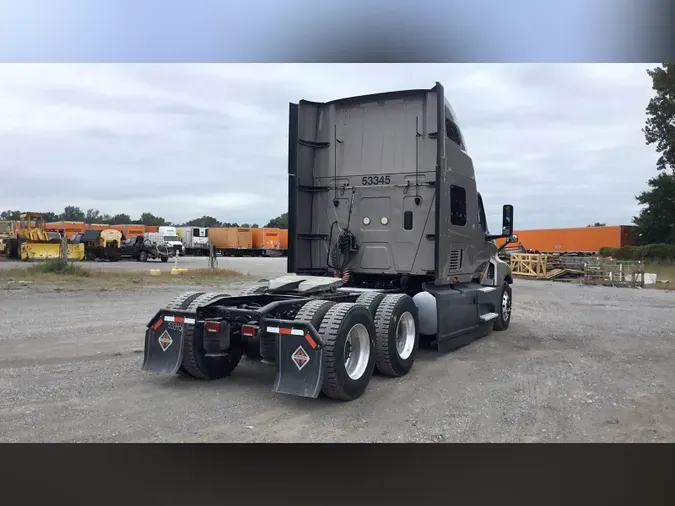 2022 International LT