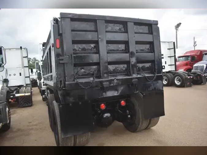 2006 MACK GRANITE CV713