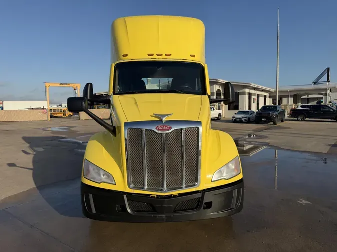 2023 Peterbilt 579d8dd7a0c862724251a9955f5b367bddb
