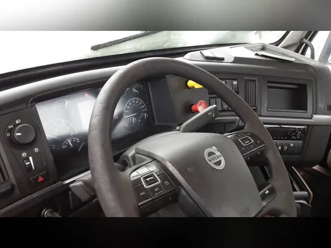 2019 Volvo VNL300d8dfc8ee1856bc88078e995fb30d1821