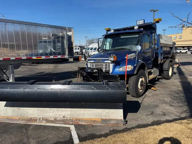 2007 Freightliner M2 106