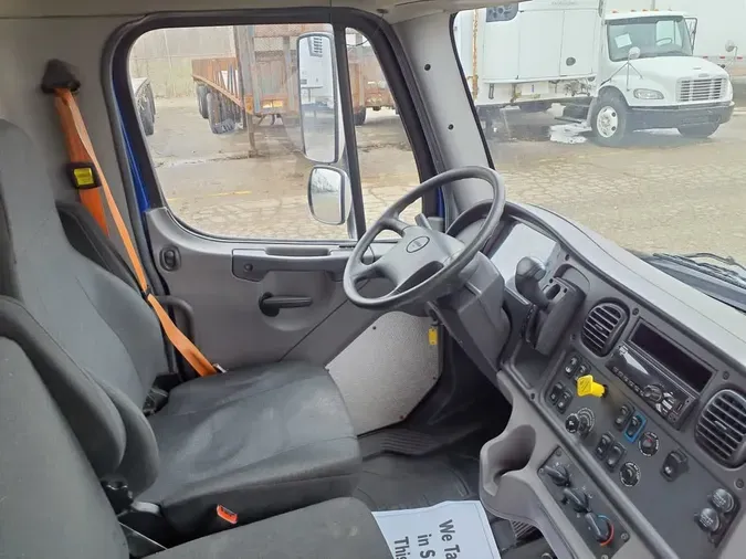 2019 FREIGHTLINER/MERCEDES M2 106