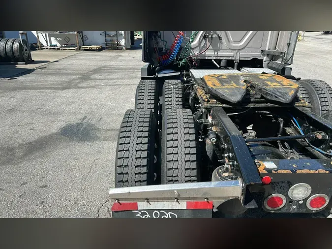 2024 Freightliner Cascadia 126