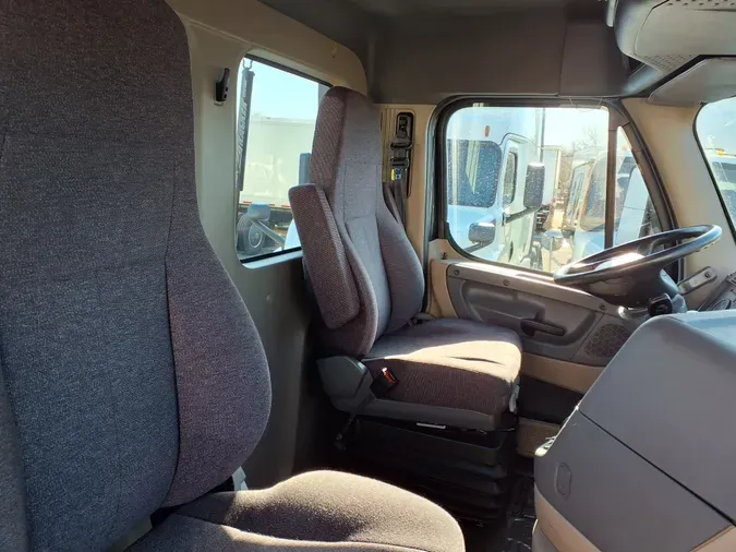 2018 FREIGHTLINER/MERCEDES CASCADIA 125