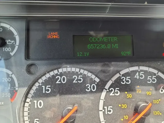 2020 FREIGHTLINER CASCADIA 113