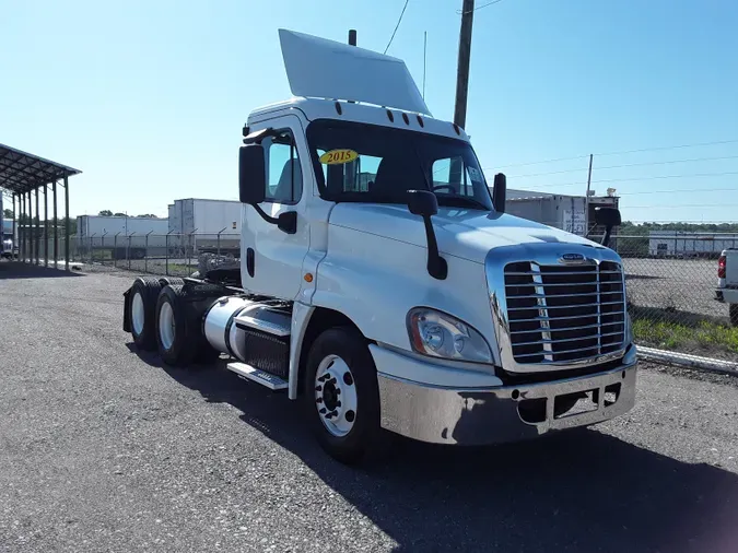 2015 FREIGHTLINER/MERCEDES CASCADIA 125