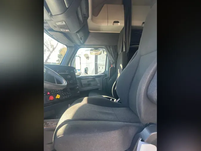 2023 FREIGHTLINER/MERCEDES NEW CASCADIA PX12664