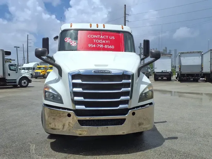2020 FREIGHTLINER NEW CASCADIA 116