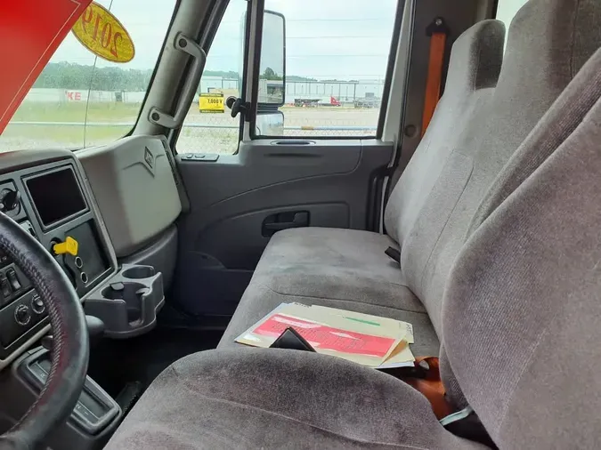2019 NAVISTAR INTERNATIONAL 4300