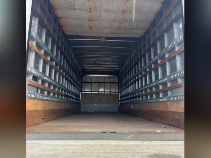2020 FREIGHTLINER M2 106