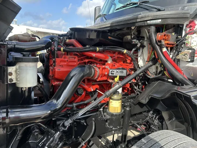 2020 International LT625