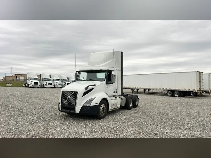 2018 Volvo VNL300