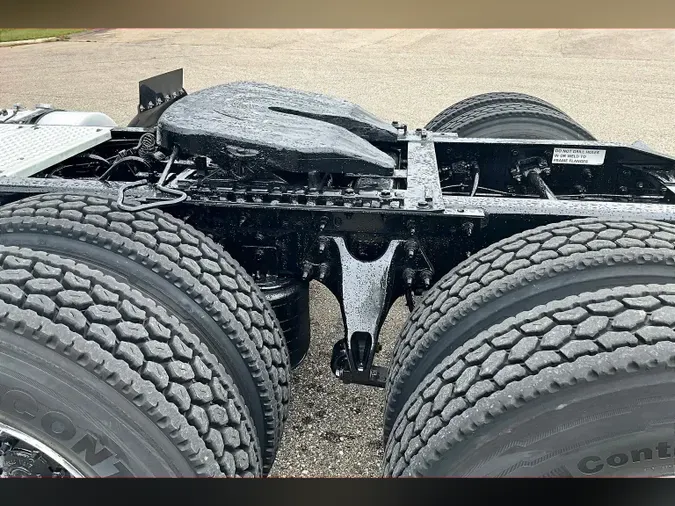 2019 INT LT625 6x4