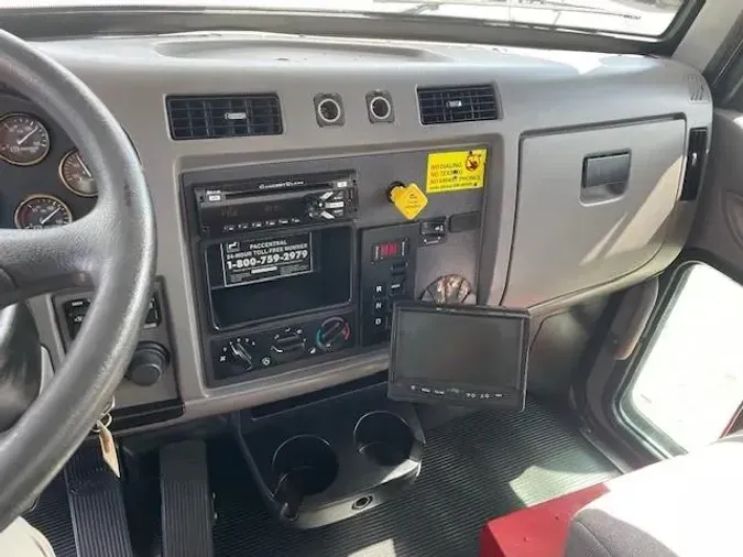 2020 Peterbilt 337