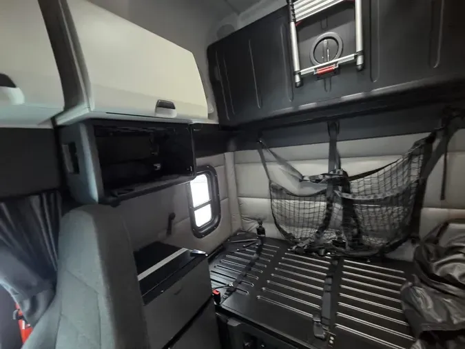 2022 FREIGHTLINER/MERCEDES NEW CASCADIA PX12664