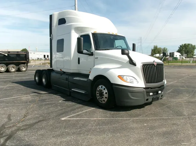 2022 International LT625