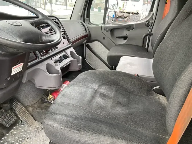 2019 FREIGHTLINER/MERCEDES M2 106d8fce4b89ccf284f203ffcfe7bf2f25a