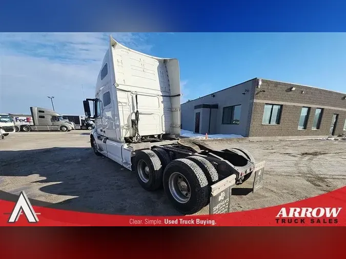 2021 VOLVO VNL64T760