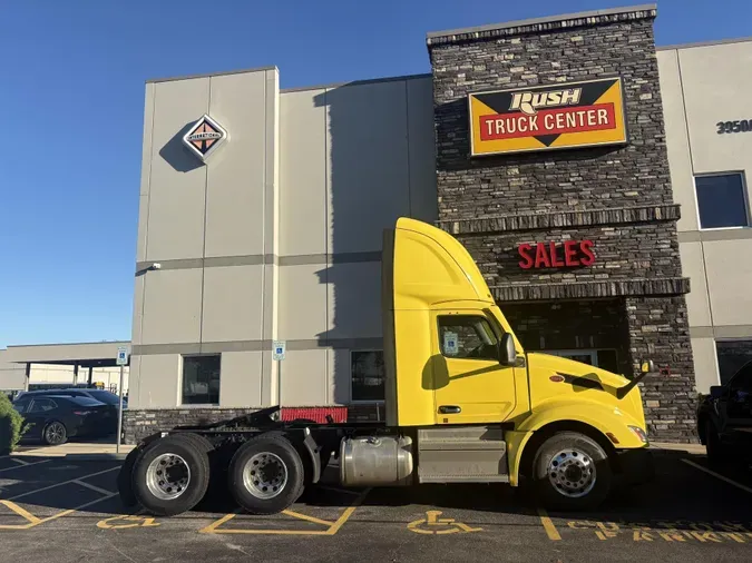 2023 Peterbilt 579
