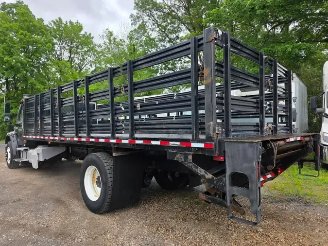 2018 FREIGHTLINER M2 106