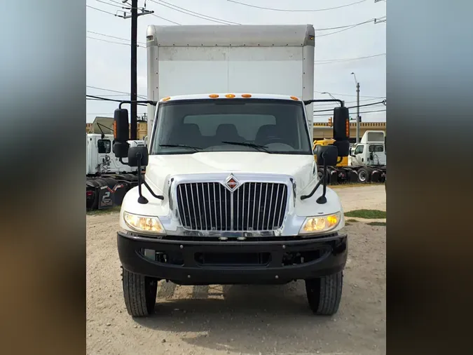 2018 NAVISTAR INTERNATIONAL 4300 LP