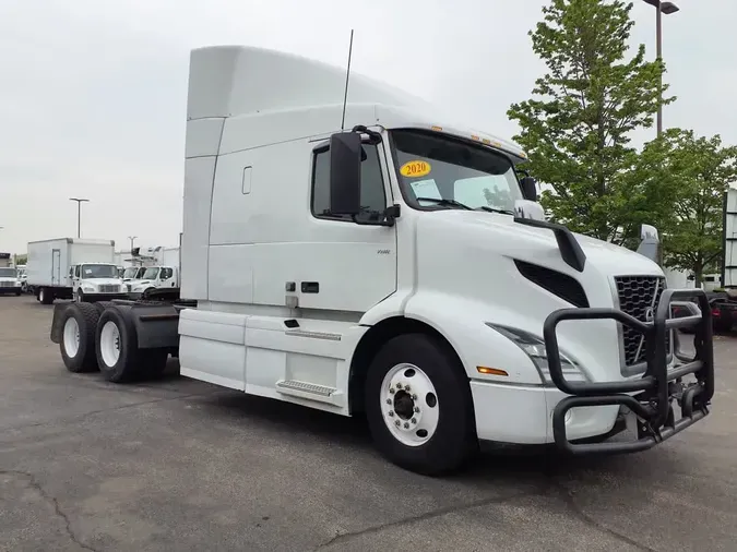 2020 VOLVO VNR64T-640