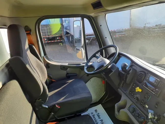 2019 FREIGHTLINER/MERCEDES M2 106d90a9e51f331e8ae4fb1b9265f042f91