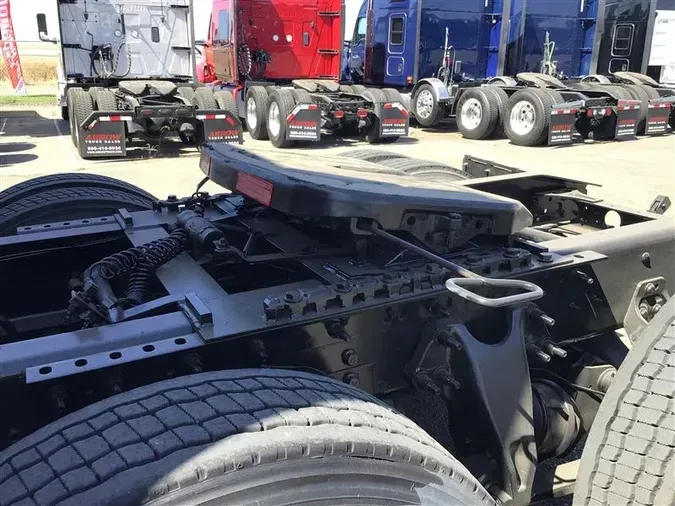 2022 INTERNATIONAL LT625