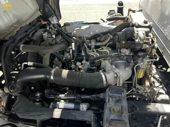 2019 ISUZU NPR HD