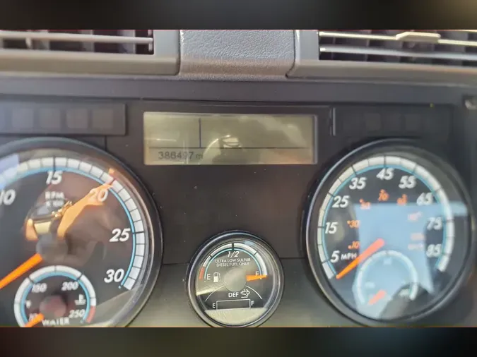 2017 FREIGHTLINER/MERCEDES CASCADIA 125