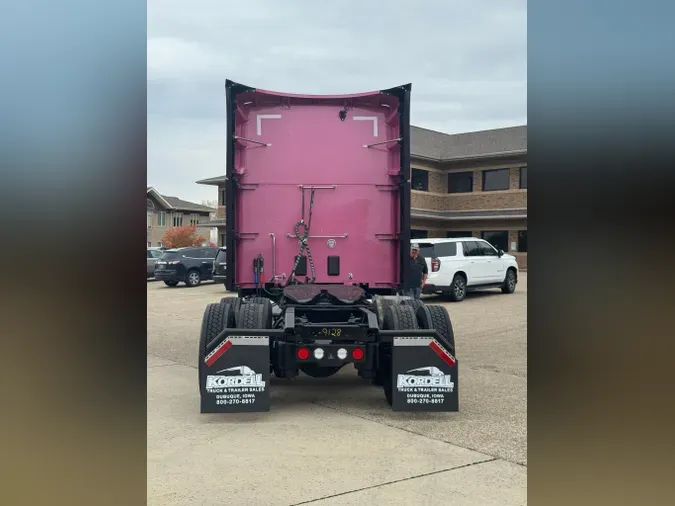 2024 KENWORTH T680d915be2768b41fa81693846c1443946a