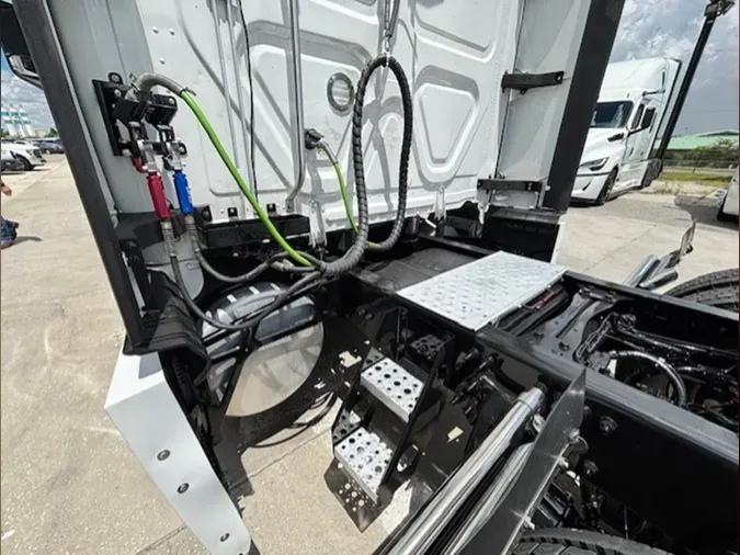 2022 Freightliner PT126SLP
