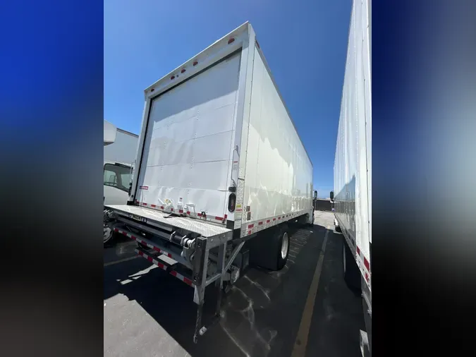 2019 FREIGHTLINER M2 106