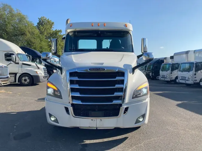 2020 FREIGHTLINER NEW CASCADIA PX12664