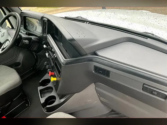 2019 INT LT625 6x4